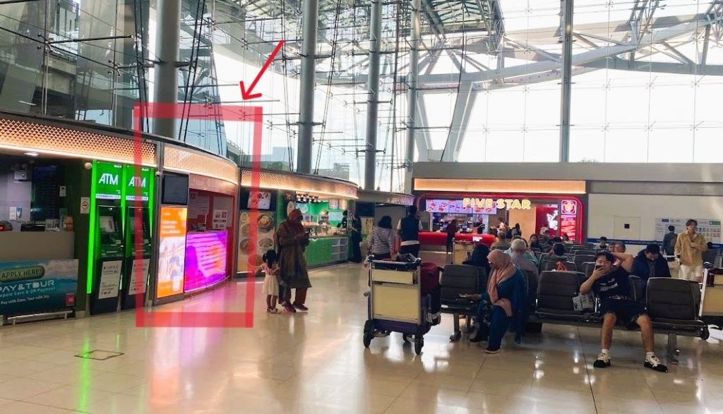 スワンナプーム空港でSIMカードを受け取る場所