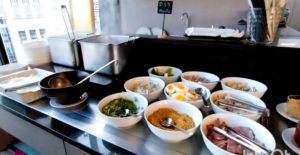 バンコク　クローバーホテルの朝ごはん