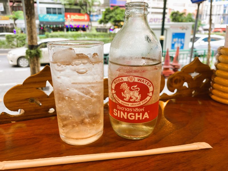 Krua Khun Puk　おまけの炭酸水